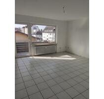 4 ZKB in 55576 Sprendlingen - 700,00&nbsp;EUR Kaltmiete, ca.&nbsp; 82,00&nbsp;m&sup2; in Alzey (PLZ: 55232)