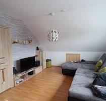 3-Zimmer DG-Wohnung - 450,00&nbsp;EUR Kaltmiete, ca.&nbsp; 52,00&nbsp;m&sup2; in Sulzfeld (PLZ: 75056)