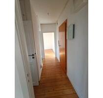 Renovierte 2-Zimmer-Wohnung mit Balkon – ab 01.04.2026 - Kiel Neumühlen-Dietrichsdorf