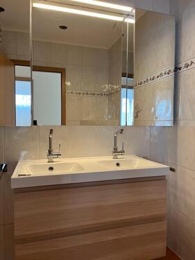 Foto - 4 Zimmerwohnung zu vermieten. - 800,00&nbsp;EUR Kaltmiete, ca.&nbsp; 106,00&nbsp;m&sup2;