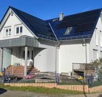 Luxuriöses 1-2 Familienhaus in Feldrandlage mit Fernblick - Grävenwiesbach