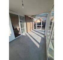 Modern geschnittene 2,5 Zimmer Wohnung mit Wintergarten - Singen (Hohentwiel)