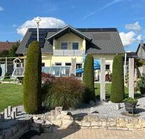 Traumhaftes Energiespar-EFH A+, exklusives Wohnen, Garten, Pool - Bernstadt