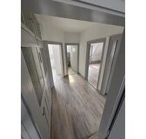 4-Zimmer Wohnung zu vermieten - 900,00 EUR Kaltmiete, ca.  85,00 m² in Tuttlingen (PLZ: 78532)