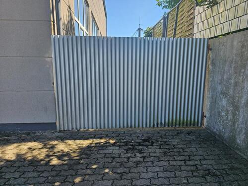 Foto - Stellplatz Parkplatz Außenstellplatz PKW Wohnmobil Wohnwagen Boot
