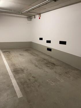 Foto - Tiefgaragenstellplatz für AutoMotorrad