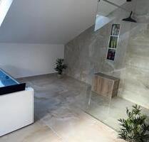Exclusive 4 Zimmer Maisonettewohnung mit Sauna & Whirlpool - Niederdorfelden