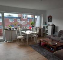 Helle großzügige 3 Zi. Wohnung mit Balkon + Stellplatz in Maschen - Seevetal Hagolt