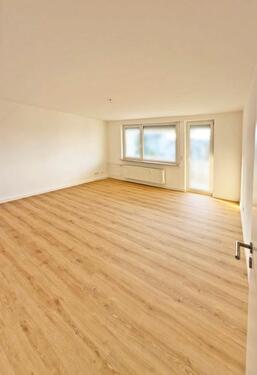 Foto - Nachbarschaftliches Miteinander in hochwertig sanierter 3-Zimmerwohnung in Hanau-Rosenau