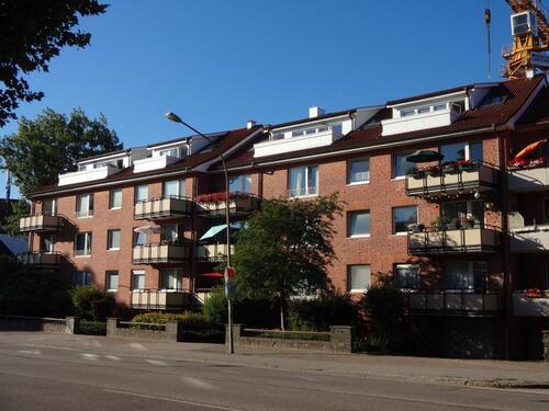 Foto - Dachgeschoß 2-Rqaum WHG mit Loggia und Wannenbad