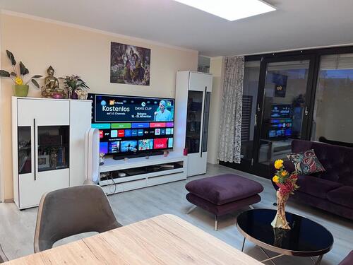 Foto - Exklusive 3 Zimmer Wohnung mit großem Balkon & Swimmbad + Sauna