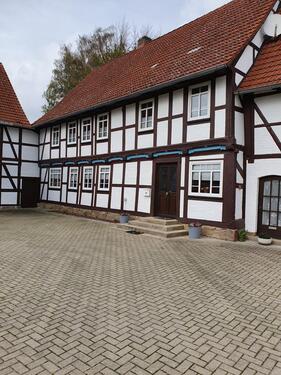Foto - Bauernhaus zu Vermieten - 1.250,00&nbsp;EUR Kaltmiete, ca.&nbsp; 198,00&nbsp;m&sup2;
