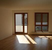 schöne 2,5 - Zimmer-Wohnung mit Balkon und Einbauküche - Ostfildern