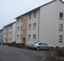 3-Zimmer-Küche-Bad-Balkon in ruhigem kleinen Mehrfamilienhaus - Kusel