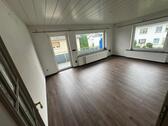 Foto - Renovierte 3-Zimme Wohnung mit neuer Einbauküche und modernem Bad