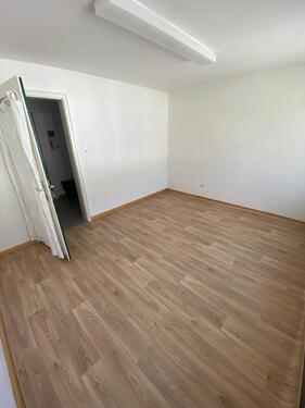 Foto - Künstleratelier zu vermieten - 180,00 EUR Kaltmiete,