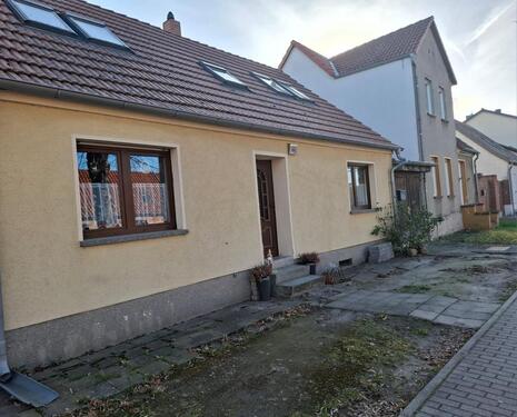 Foto - Haus zu verkaufen - 119.000,00&nbsp;EUR Kaufpreis, ca.&nbsp; 100,00&nbsp;m&sup2;