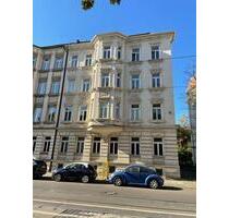 charmante Altbauwohnung | 2 Zimmer mit offener Wohnküche | Balkon I EBK - Leipzig Mitte