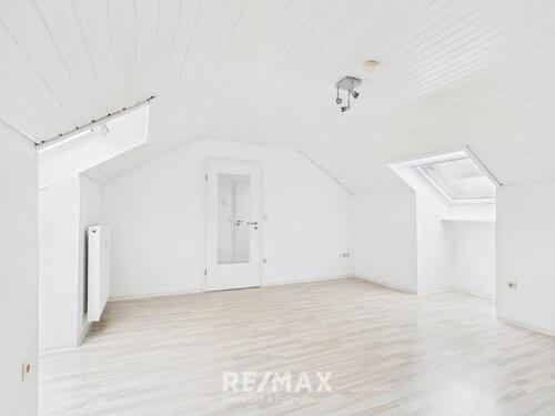 Foto - Dachgeschoßwohnung in Schorndorf zur Miete