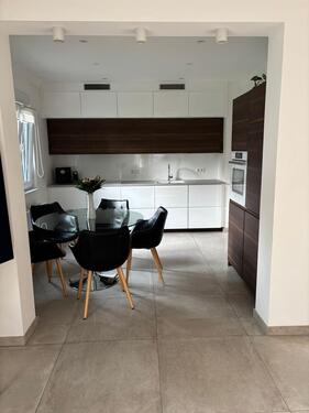 Foto - Möblierte 4 Zi Wohnung 120 qm - mit Terrasse & Gartenzugang