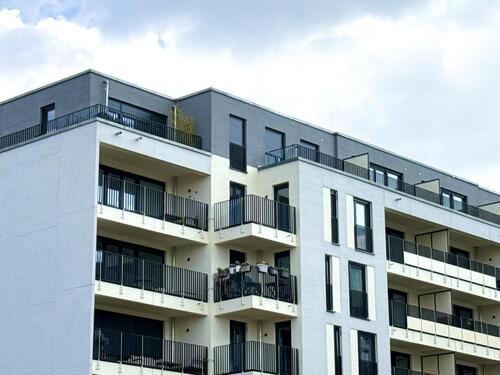 Foto - Erstbezug mit Weitblick – 2-Zimmer-Wohnung mit Balkon, EBK & Stil