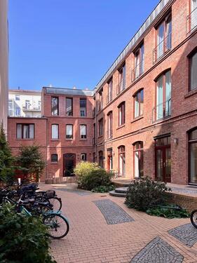 Foto - Arbeitsplatz Büro in ruhiger, heller Remise im Prenzlauerberg