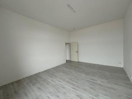 Foto - Große 4 Zimmer Wohnung - WG geeignet