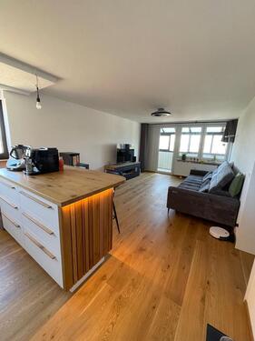 Foto - 3,5 Zimmer Wohnung - 1.670,00&nbsp;EUR Kaltmiete, ca.&nbsp; 90,00&nbsp;m&sup2;