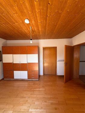 Foto - 2 Zimmerwohnung mit Terrasse und Einbauküche eigener Parkplatz