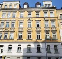 Schlosschemnitz, Winklerstraße 21, PKW-Außenstellplatz zu vermieten