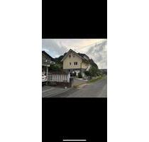 Schönes Einfamilienhaus - 325.000,00&nbsp;EUR Kaufpreis, ca.&nbsp; 127,00&nbsp;m&sup2; in Malberg (PLZ: 57629)