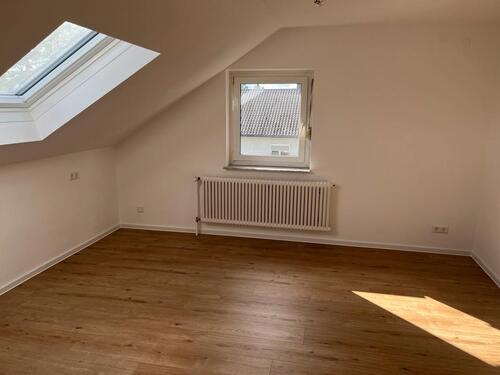 Foto - Dachgeschosswohnung - 650,00 EUR Kaltmiete,