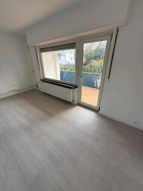 Foto - 4 Zimmer in Groß Buchholz - 1.600,00&nbsp;EUR Kaltmiete, ca.&nbsp; 100,00&nbsp;m&sup2;