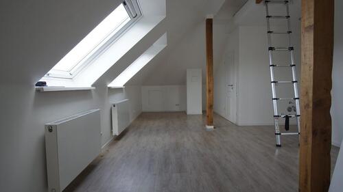 Foto - Charmante Dachgeschosswohnung - 450,00&nbsp;EUR Kaltmiete, ca.&nbsp; 35,00&nbsp;m&sup2;