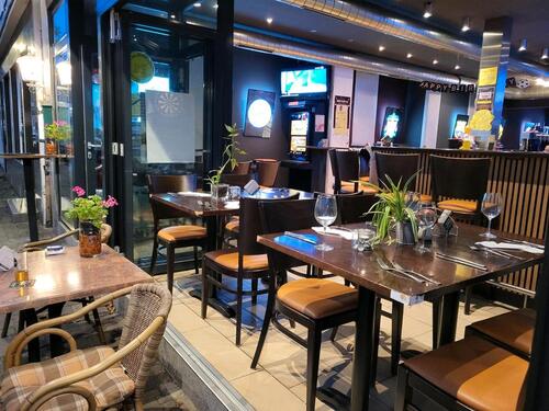 Foto - Nachpächter für BistroBar in Toplage - geringe Ablöse