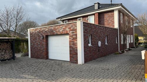 Foto - Gehobene Neubau-Stadtvilla mit KaminSaunaWallbox in Top-Lage