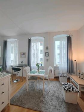 Foto - Ruhige moeblierte Wohnung in saniertem Altbau