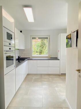 Foto - Exklusive 3-Zimmerwohnung im 1. OG mit neuer Einbauküche