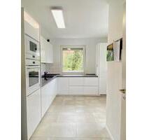 Exklusive 3-Zimmerwohnung im 1. OG mit neuer Einbauküche - Stuttgart Stuttgart-Ost