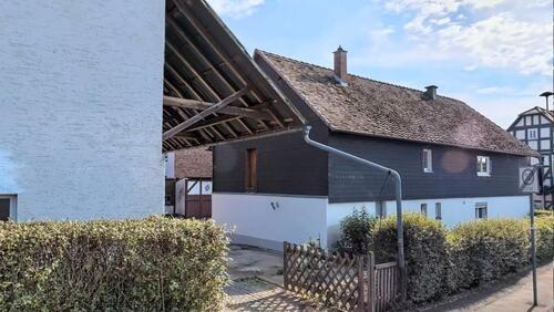 Foto - Einfamilienhaus in Wetter (Hessen) zum Kaufen