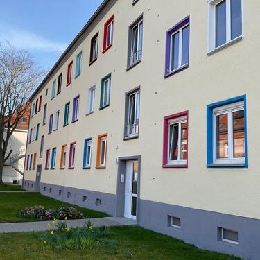 Foto - Helle 3-Zi-Wohnung ,Stellplatz , Küche & Möbeln zur Übernahme.