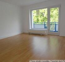 Schöne 2 Raum Wohnung im Erdgeschoß mit Balkon nach Westen - Chemnitz Rabenstein