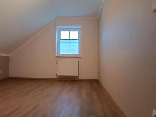 Foto - 3 Zimmer Maisonettenwohnung zur Miete in Dipperz