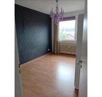 Provisionsfrei, ruhige 2 Zimmer Wohnung, S-Bahn nähe, Zentrum. - Ratingen