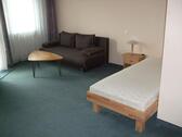 Foto - 1-Zimmer-App., möbliert, 2. OG mit Aufzug, Erlangen-Tennenlohe