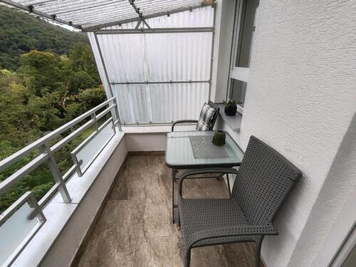 Foto - Charmante 2 Zimmer Wohnung mit Balkon und Aussicht
