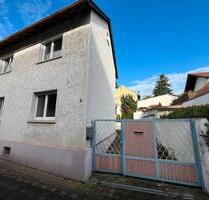 Einfamilienhaus in Wolfsheim - 175.000,00 EUR Kaufpreis, in Wallertheim (PLZ: 55578)