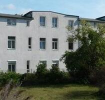 zentrale und ruhige 3-Raum-Wohnung - Neustrelitz