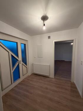 Foto - Großzügige ca. 95 m² Wohnung (4-Zi.) in Neustadt