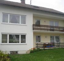 Top 4,5 Zimmer EG-Wohnung mit Terrasse und Garten in Illertissen!